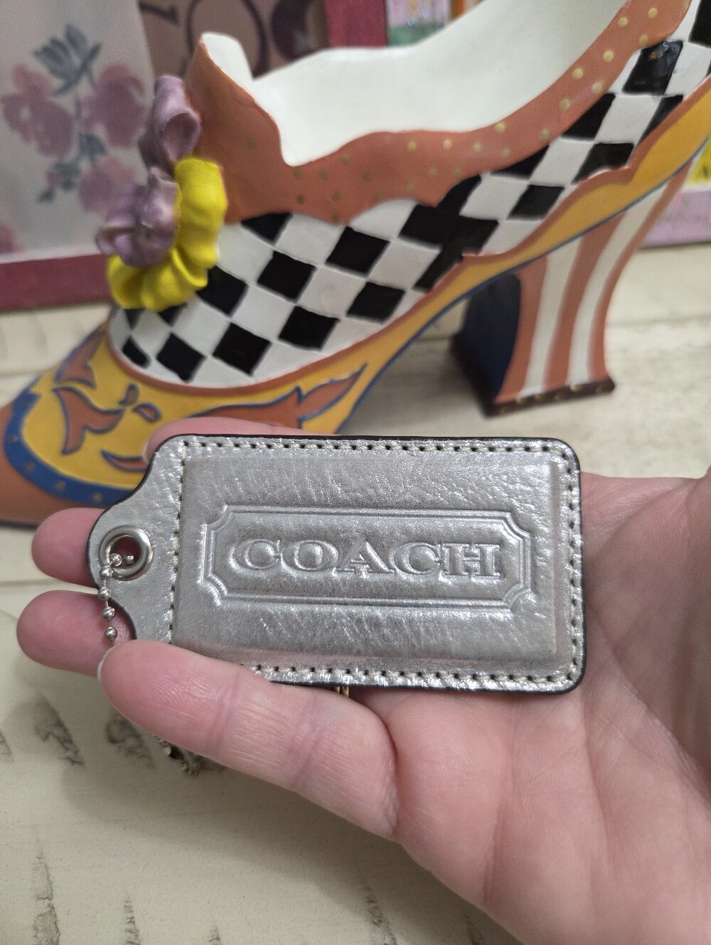Coach creed XL oversized hangtag charm, EUC - Picture 6 of 9
